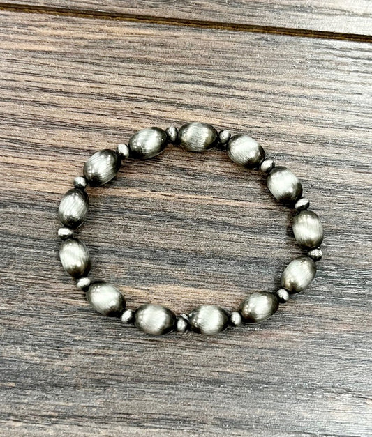 Handmade 10mm Oval Navajo Bead Stretch Bracelet