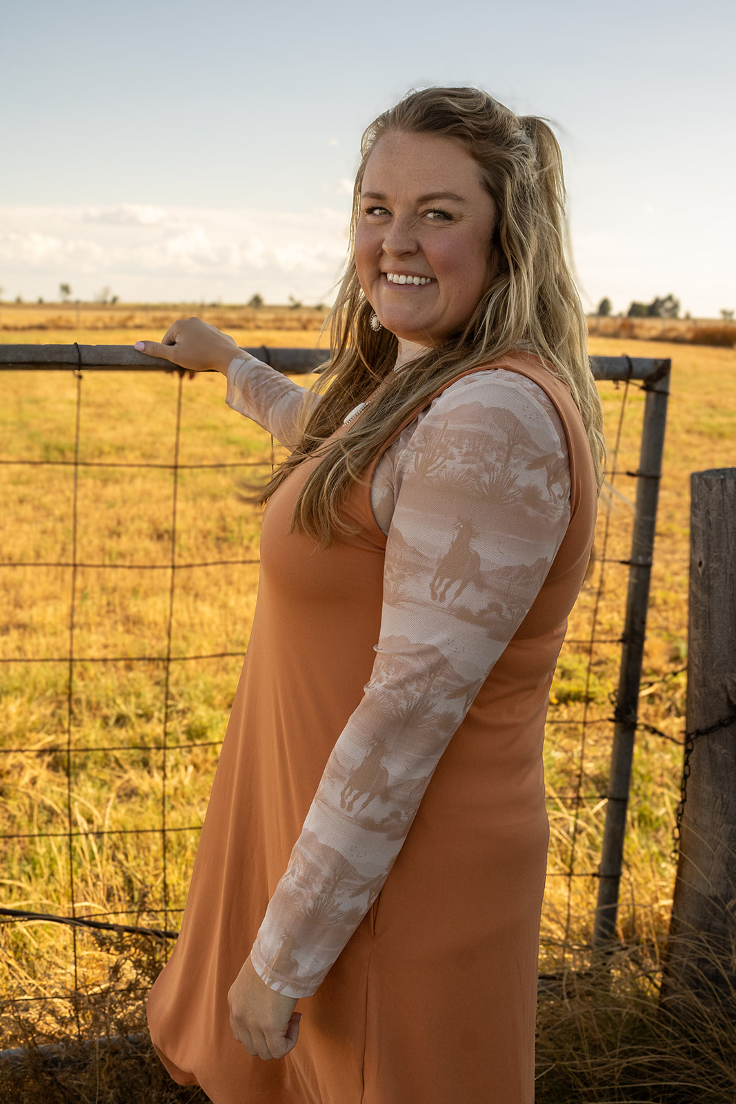 Desert Horse Mesh Top - Plus