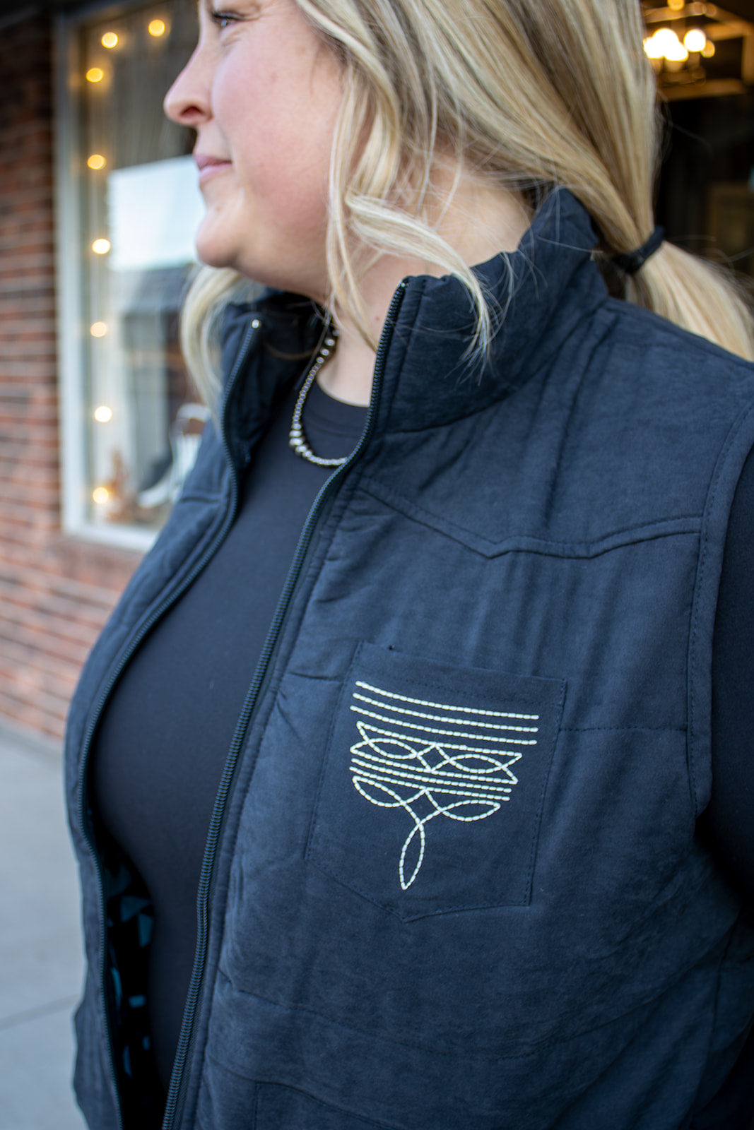 Kick the Dust Up Vest (Plus)