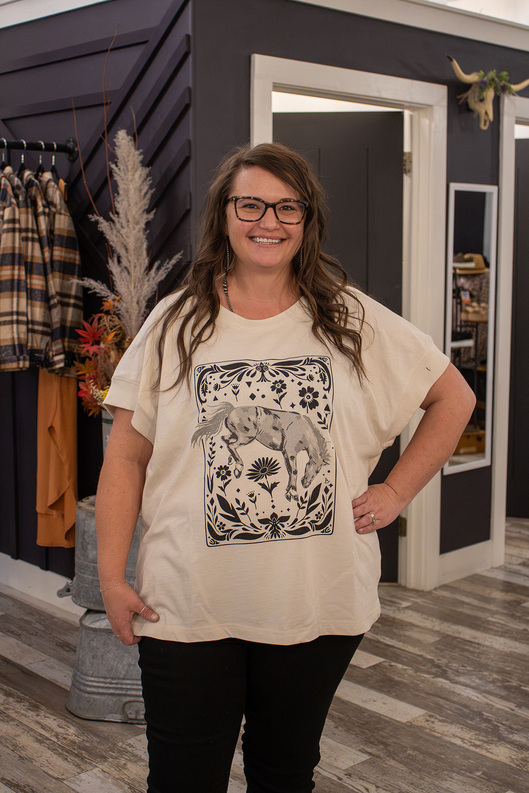 Leave Her Wild t-shirt (Plus)