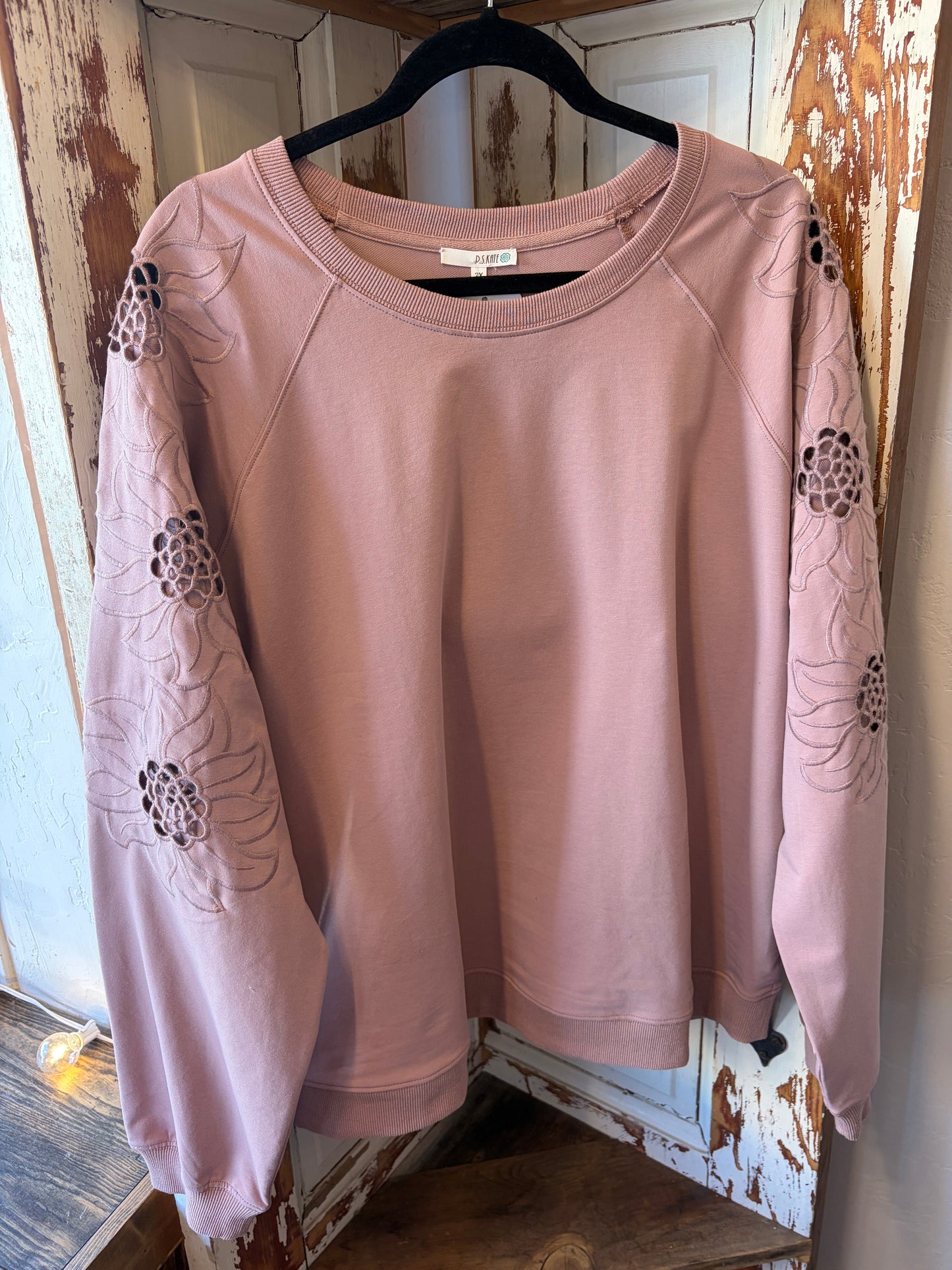 Lily's Pullover