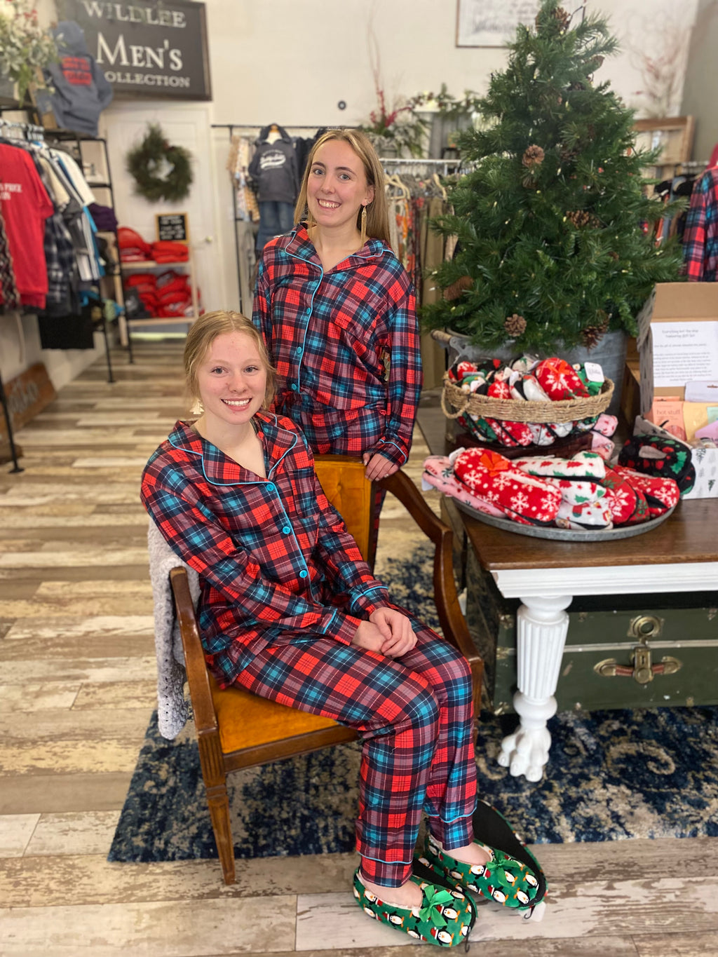 Holiday Cheer Jammies (Reg & Plus)