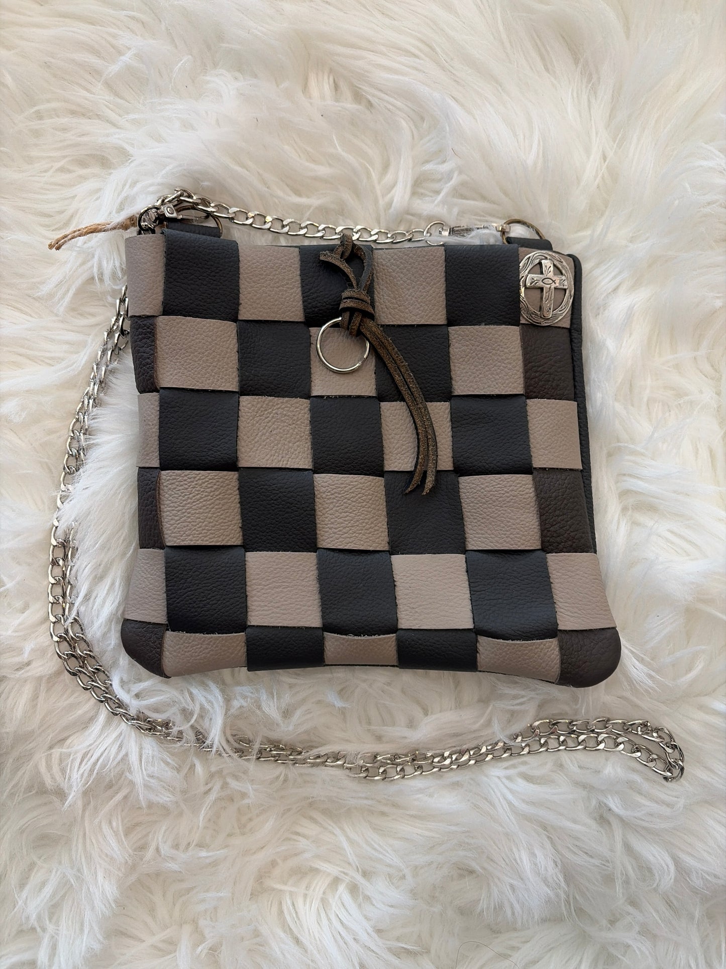 Check me Out crossbody