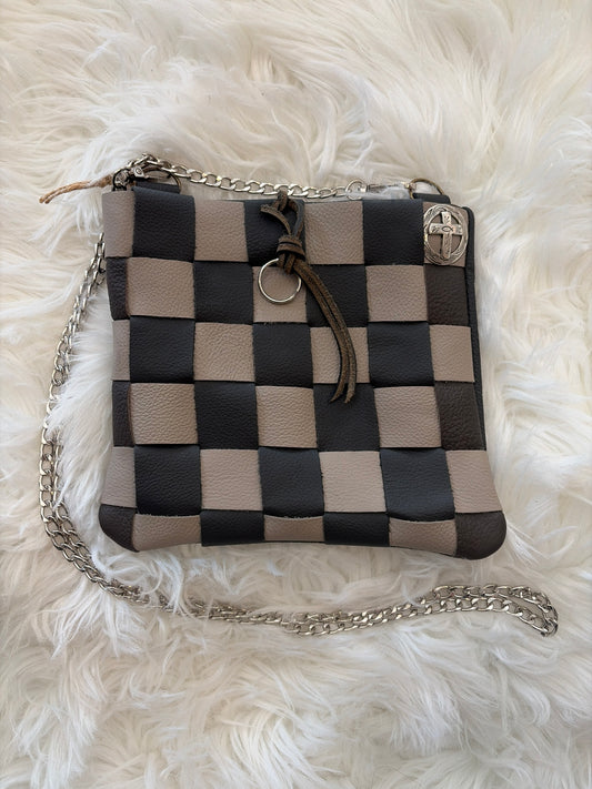 Check me Out crossbody