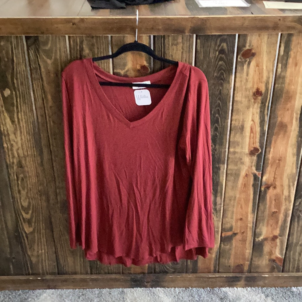 Plus luxe rayon long sleeve V-neck