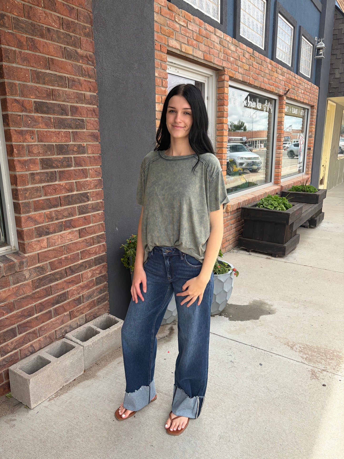 Risen Mid Rise Wide Cuffed Jeans
