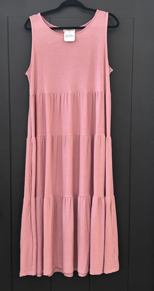 Plus Sleeveless Tiered MIDI Dress