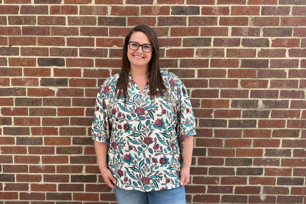 Floral Breeze Top (Plus)