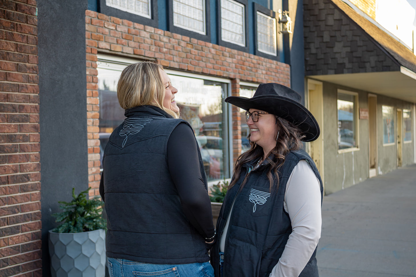 Kick the Dust Up Vest (Plus)