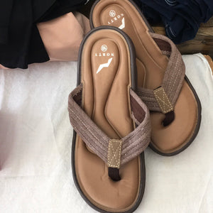 Men’s Tan Sandals
