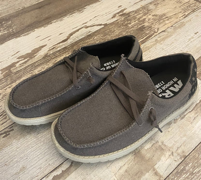 Men’s Grey Slip Ons + Stars